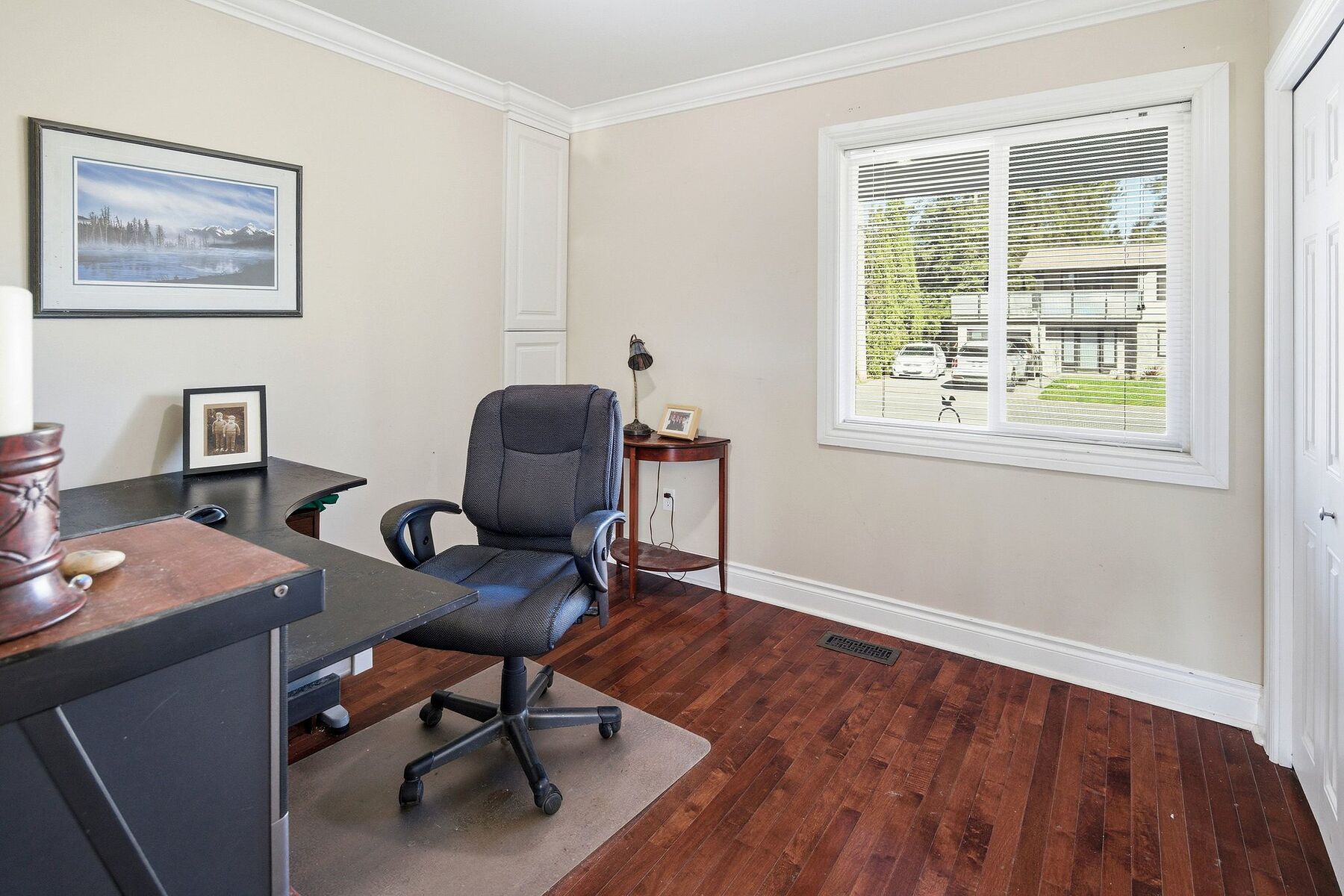  Gordon Head Family Home - 物件實景