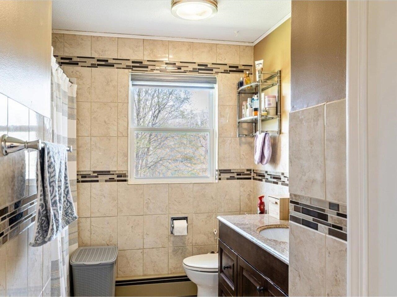 Essex Junction, Vermont, 05452, United States, 3 Bedrooms Bedrooms, ,1 BathroomBathrooms,Residential,For Sale,1827239