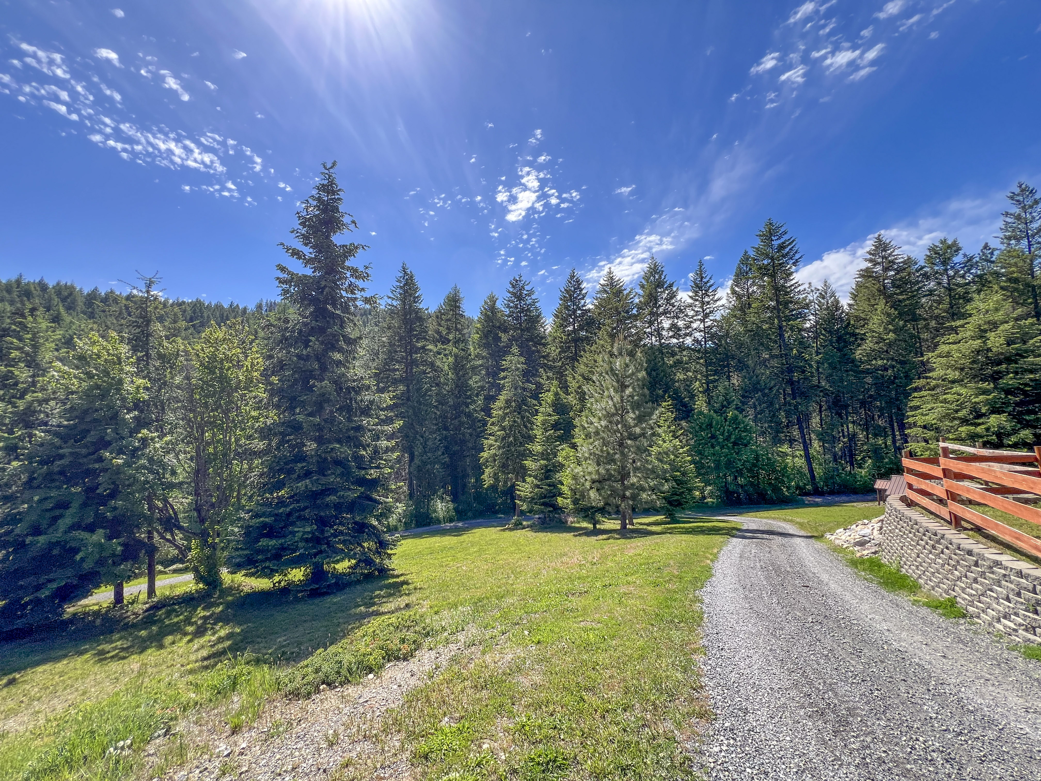 Colville, Washington, 99114, United States, 2 Bedrooms Bedrooms, ,2 BathroomsBathrooms,Residential,For Sale,1928739