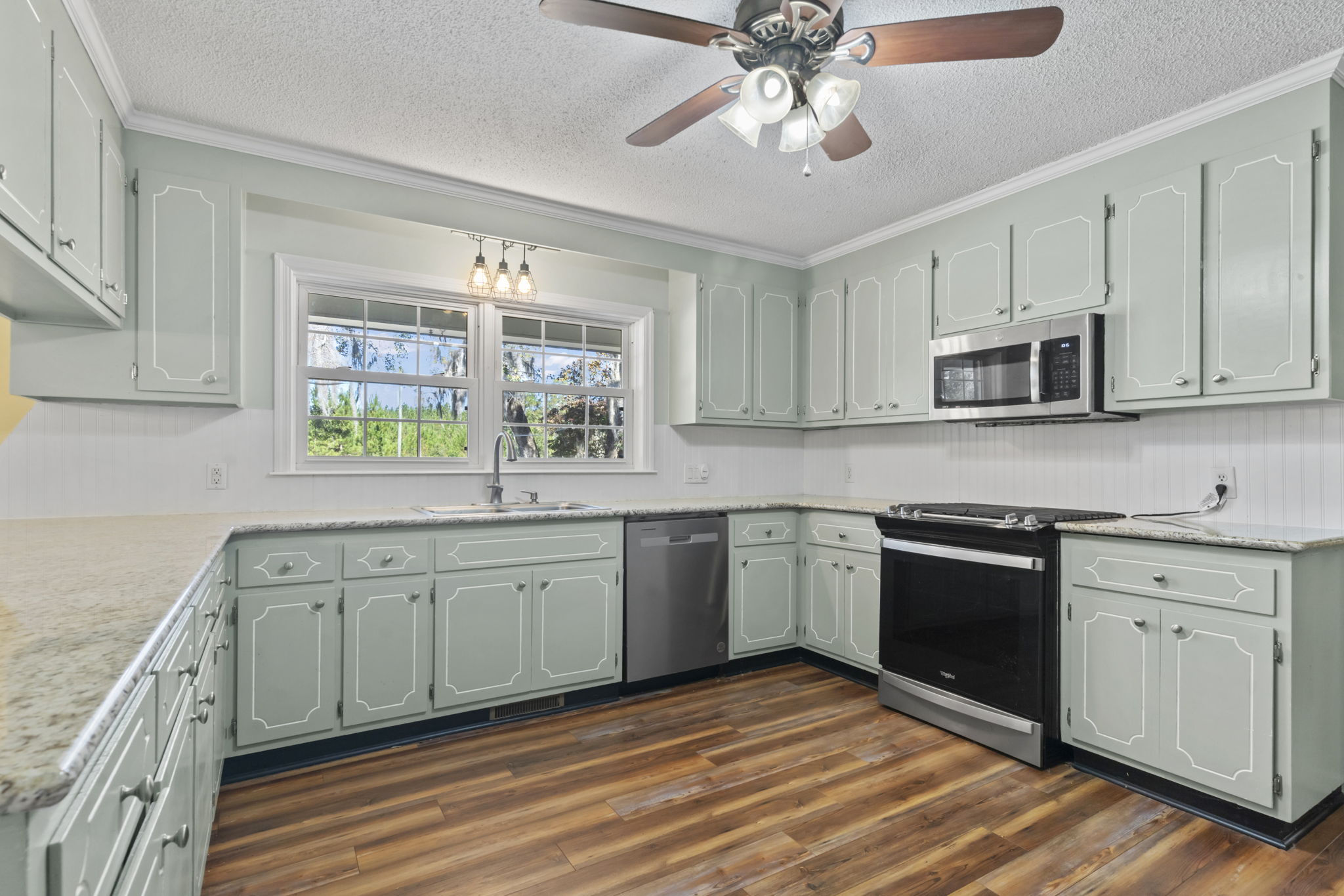 Galivants Ferry, South Carolina, 29544, United States, 4 Bedrooms Bedrooms, ,3 BathroomsBathrooms,Residential,For Sale,1986095