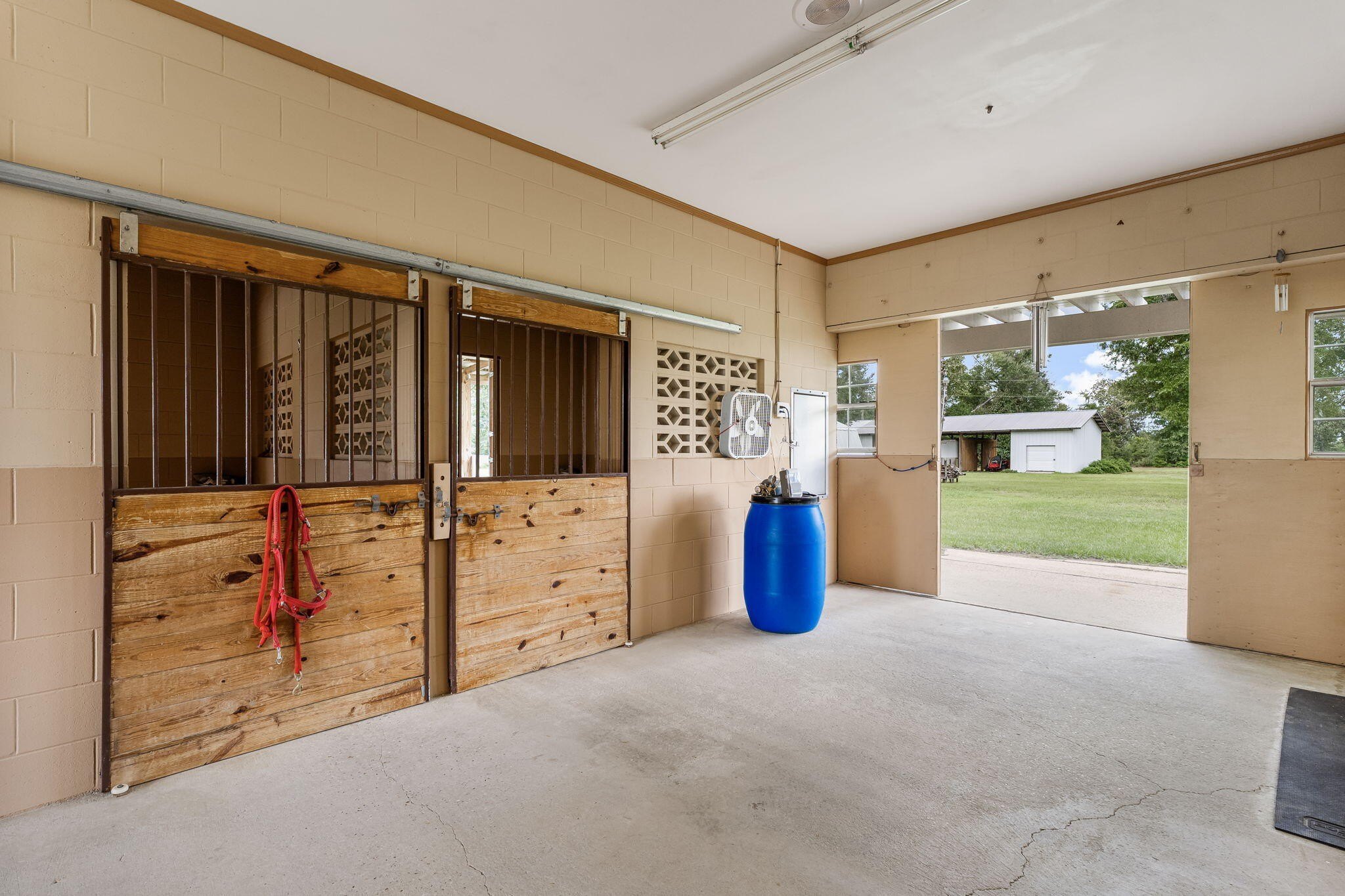 Youngstown, Florida, 32466, United States, 6 Bedrooms Bedrooms, ,6 BathroomsBathrooms,Residential,For Sale,1981831