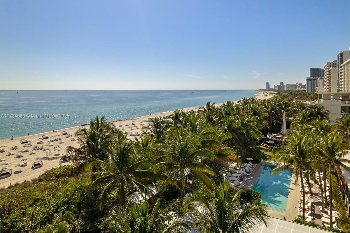 Miami Beach, Florida, 33140, United States, 3 Bedrooms Bedrooms, ,4 BathroomsBathrooms,Residential,For Sale,1696692