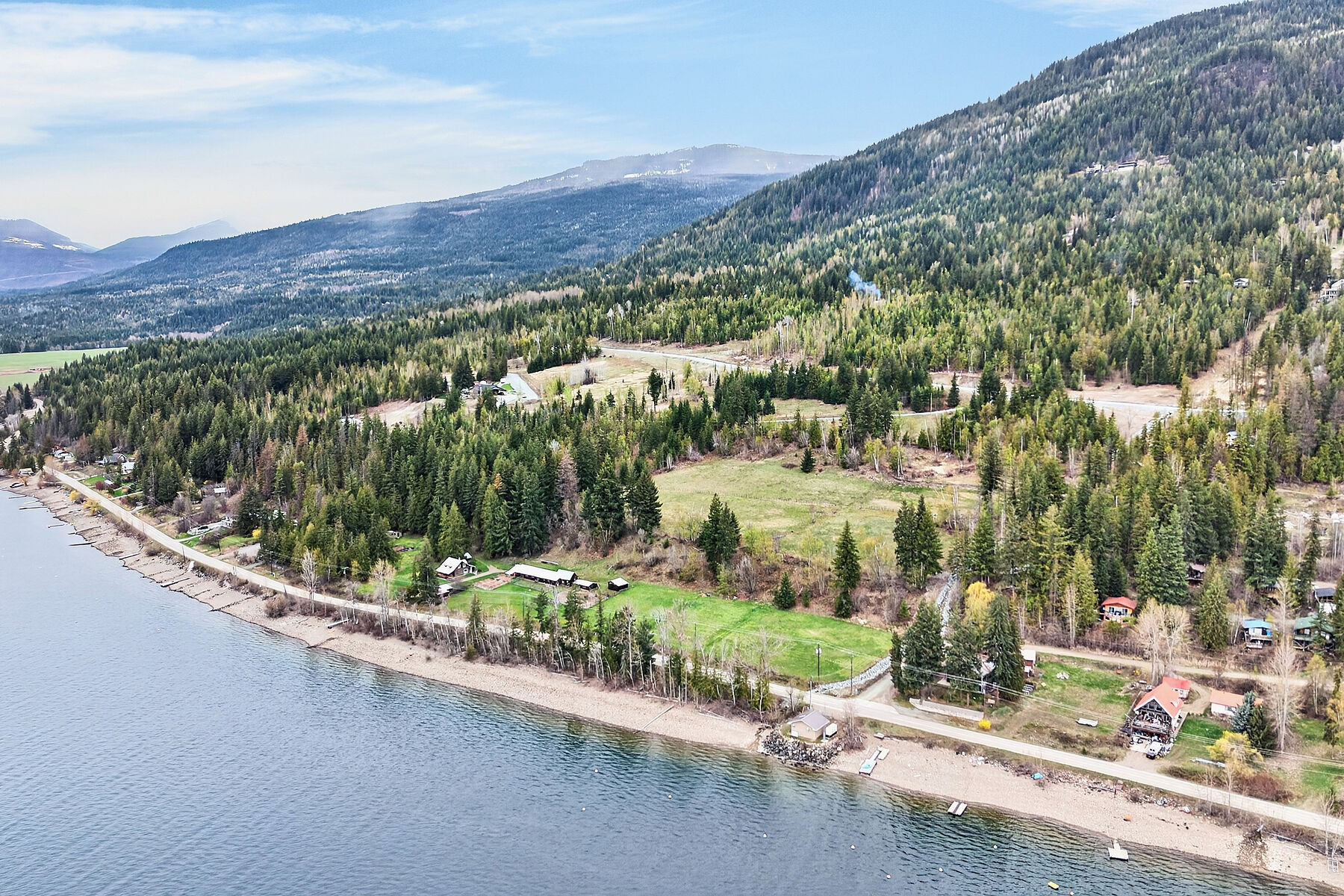  Own A Piece of Shuswap History - 物件實景