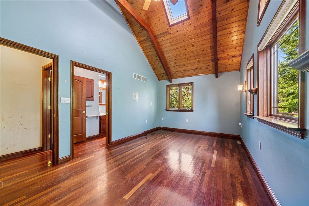 North Huntingdon, Pennsylvania, 15642, United States, 3 Bedrooms Bedrooms, ,3 BathroomsBathrooms,Residential,For Sale,1980425