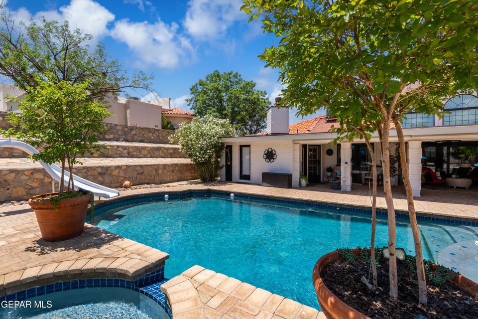El Paso, Texas, 79936, United States, 5 Bedrooms Bedrooms, ,5 BathroomsBathrooms,Residential,For Sale,1980417