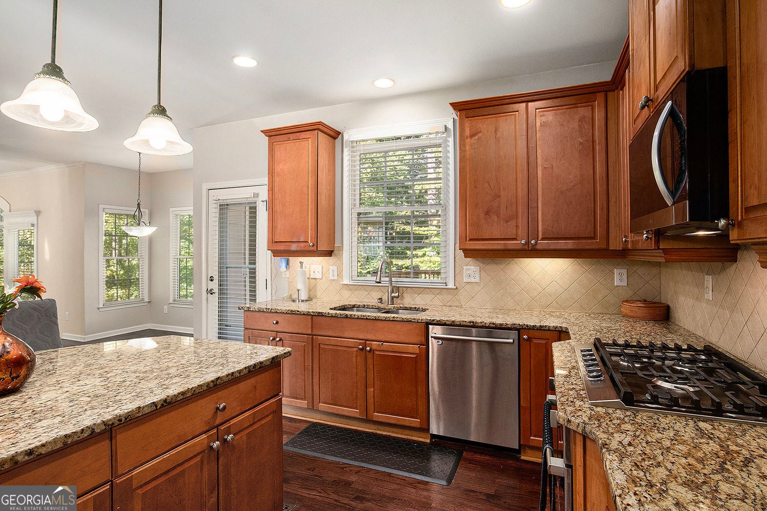 Buford, Georgia, 30518, United States, 7 Bedrooms Bedrooms, ,4 BathroomsBathrooms,Residential,For Sale,1964442