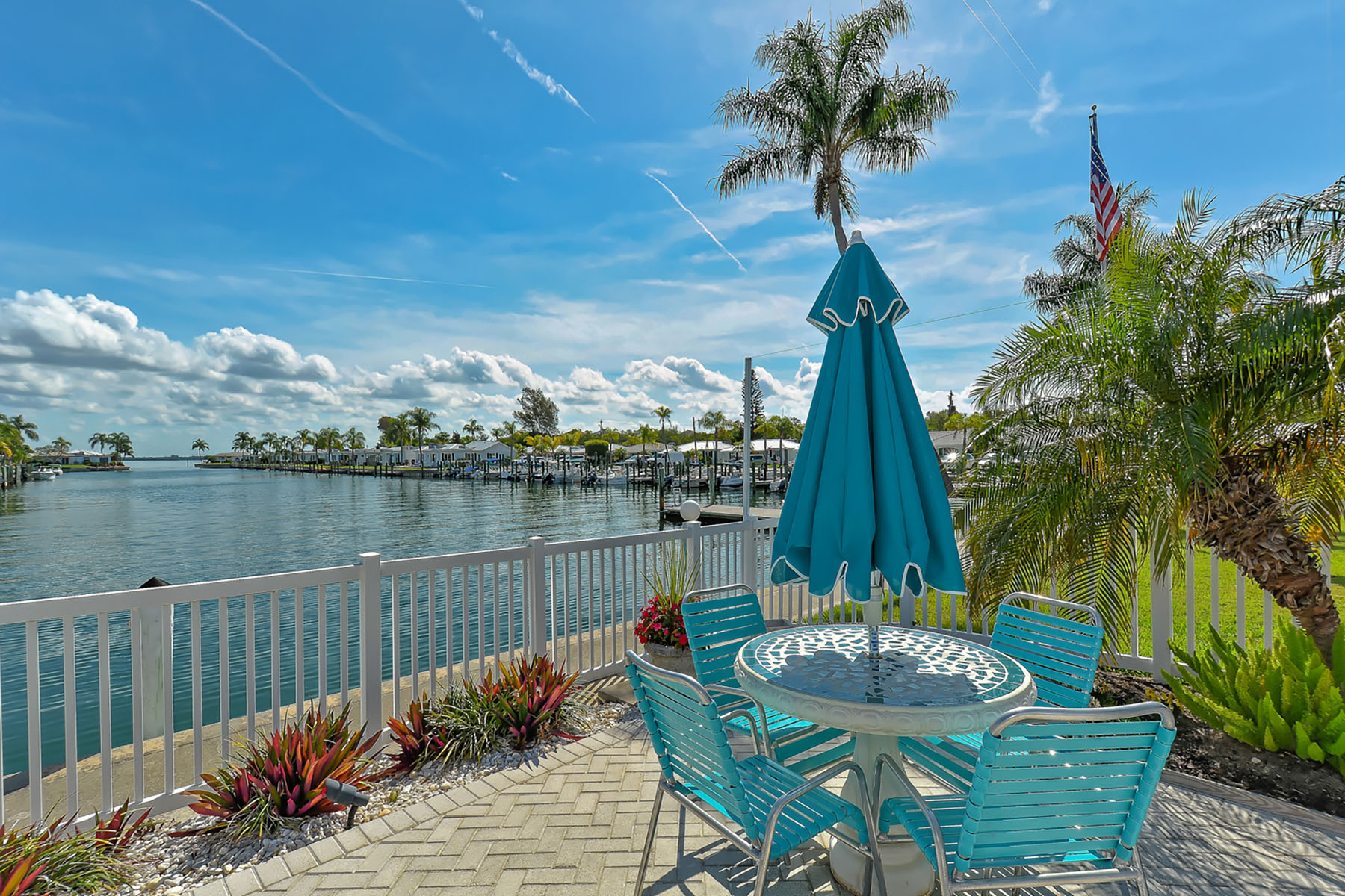  SPANISH MAIN YACHT CLUB CONDO - 物件實景