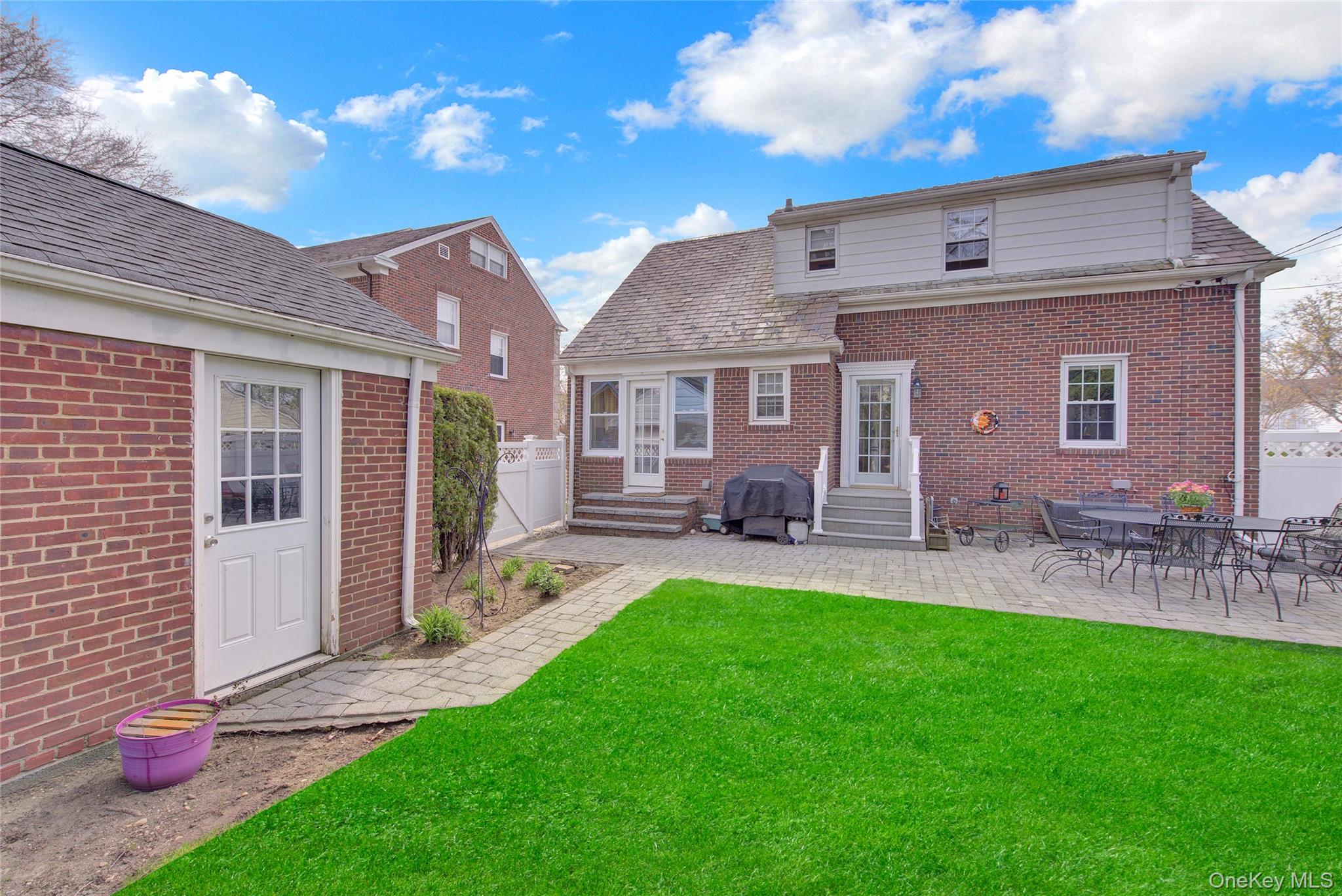  39 Cynthia Court, Hempstead, NY, 11550 - 物件實景