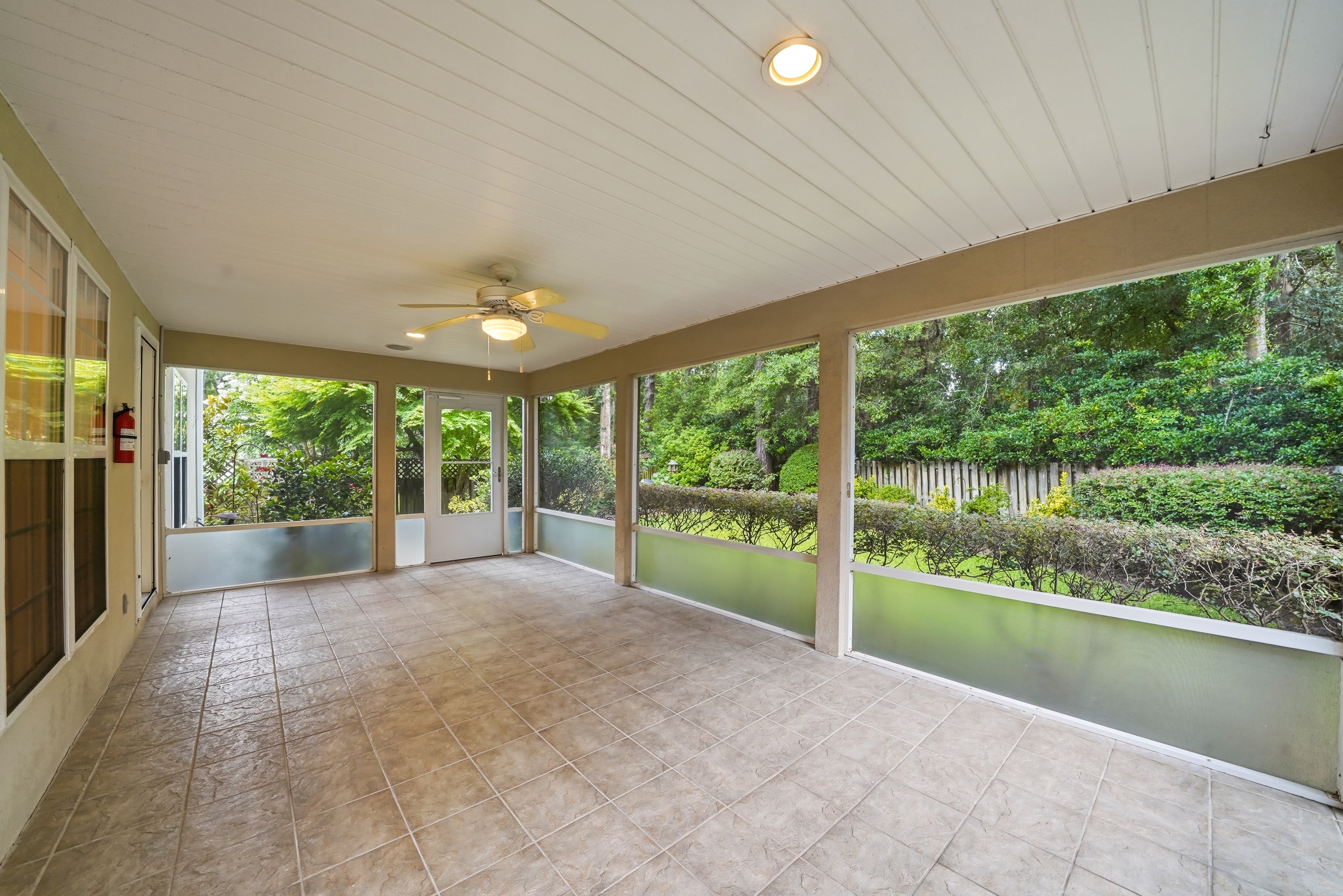  187 W Commons Drive - 物件實景