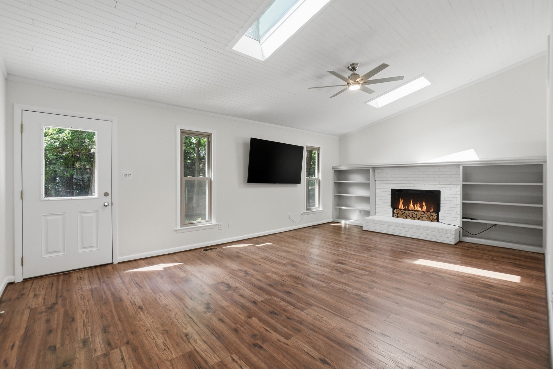  7740 Waters Edge Lane, Gloucester Point, VA 23062 - 物件實景