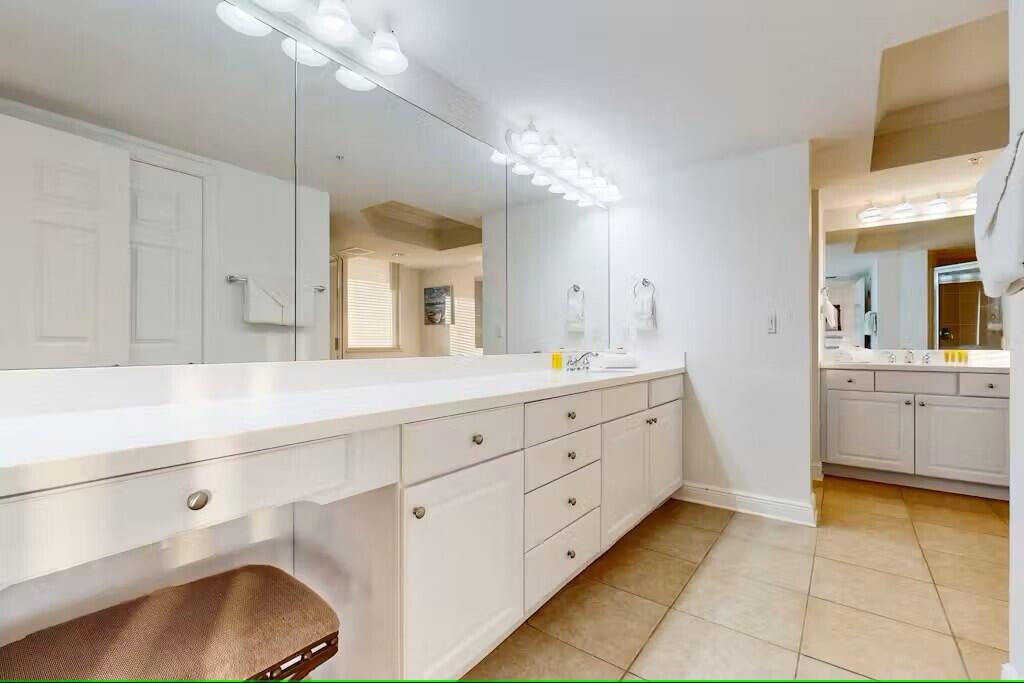 Destin, Florida, 32541, United States, 4 Bedrooms Bedrooms, ,3 BathroomsBathrooms,Residential,For Sale,1827058