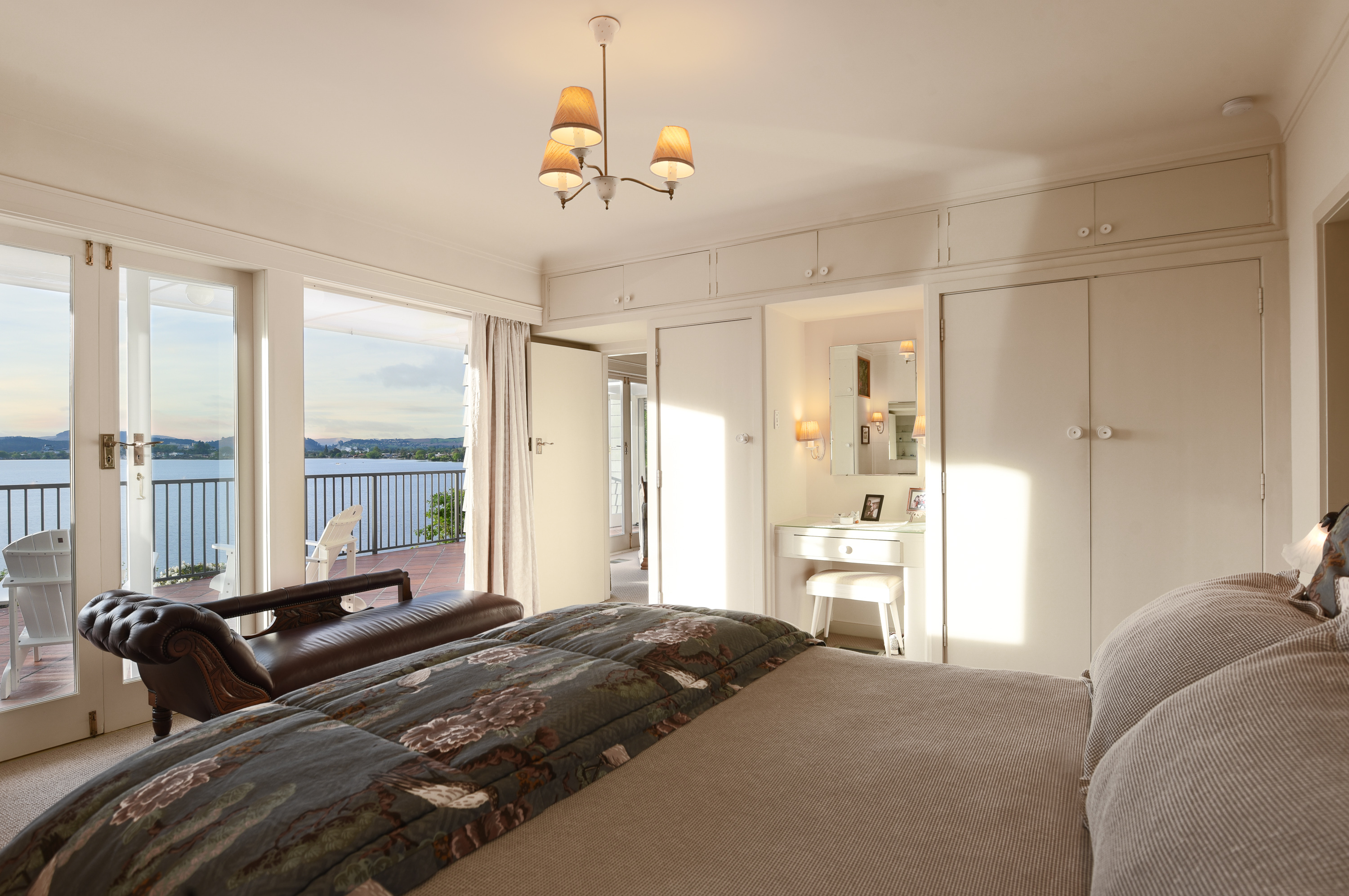  Timeless Lakeside Living at Kawaha Point - 物件實景