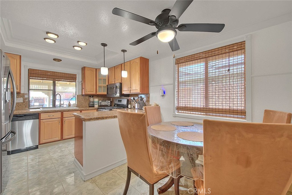 Loma Linda, California, 92354, United States, 4 Bedrooms Bedrooms, ,2 BathroomsBathrooms,Residential,For Sale,1841677