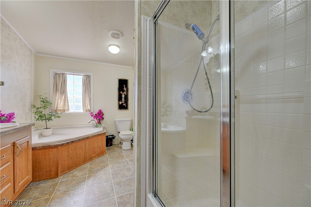 Las Vegas, Nevada, 89161, United States, 3 Bedrooms Bedrooms, ,2 BathroomsBathrooms,Residential,For Sale,2032219