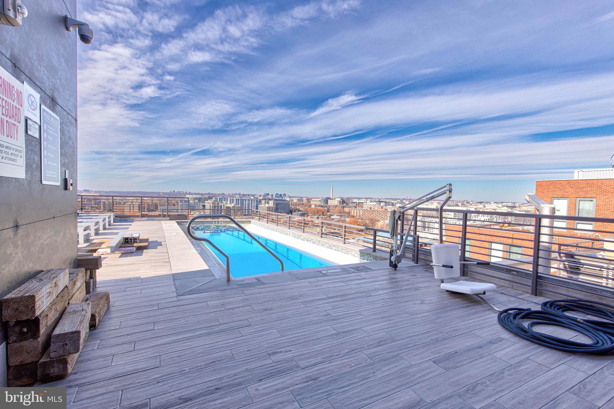 Washington, District of Columbia, 20003, United States, 2 Bedrooms Bedrooms, ,1 BathroomBathrooms,Residential,For Sale,1895194