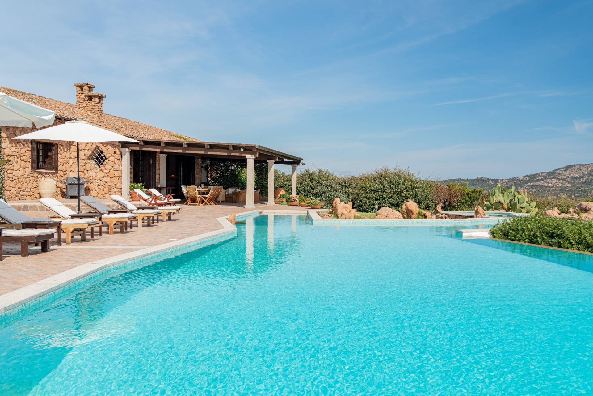 via Monte Ortobene, Loiri Porto San Paolo, Sassari, IT, 7 Bedrooms Bedrooms, ,6 BathroomsBathrooms,Residential,For Sale,via Monte Ortobene,1441088