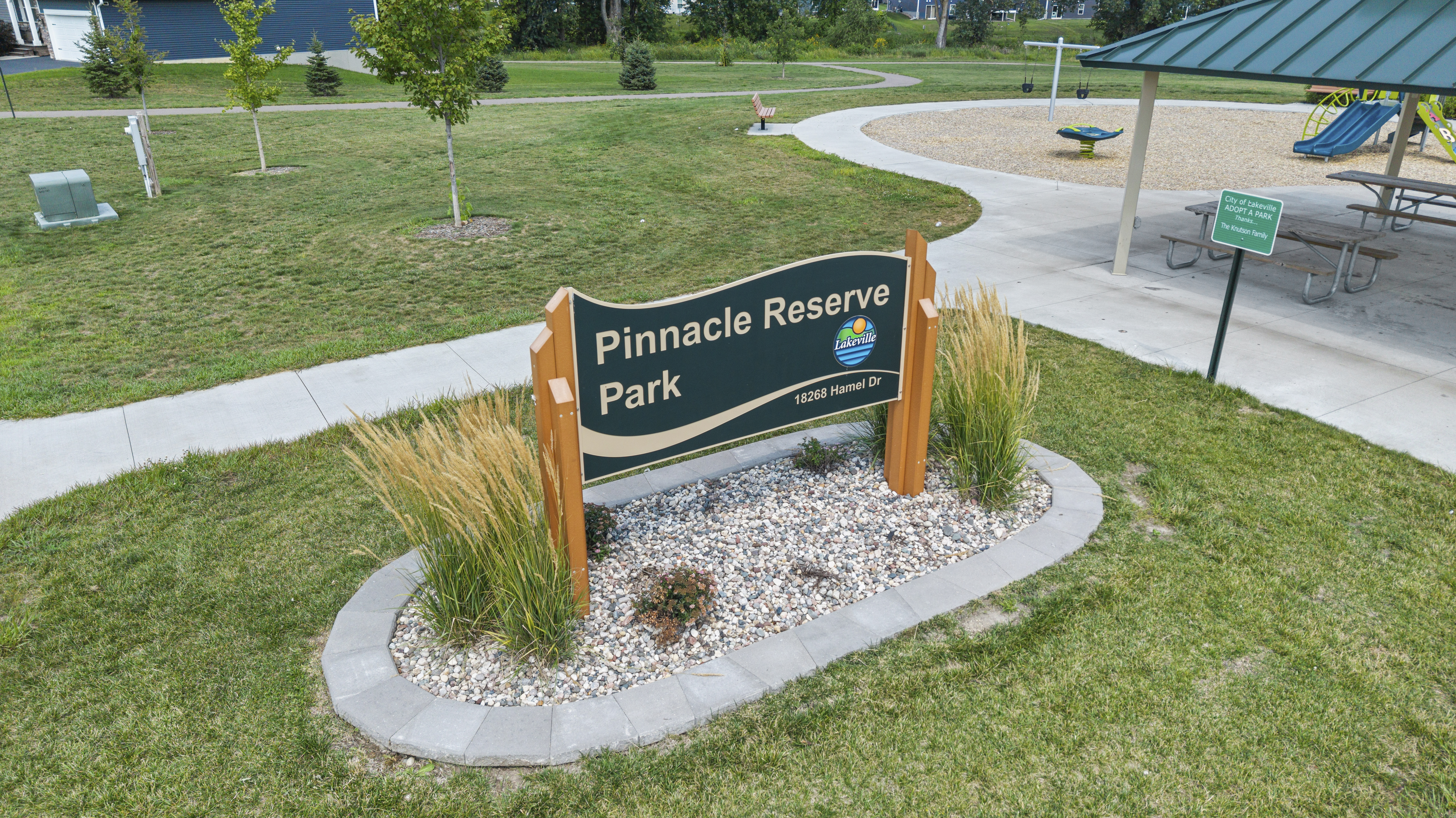  Spacious Living in the Heart of Pinnacle Reserve - 物件實景