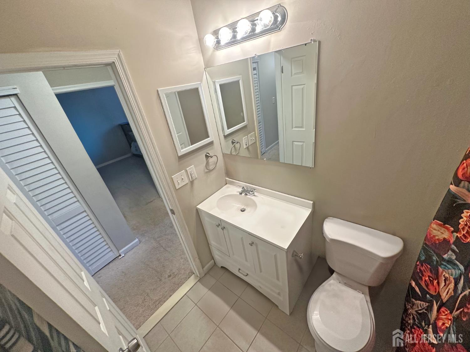 Franklin Twsp, New Jersey, 08873, United States, 3 Bedrooms Bedrooms, ,3 BathroomsBathrooms,Residential,For Sale,1942876