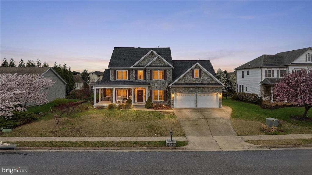 Winchester, Virginia, 22602, United States, 6 Bedrooms Bedrooms, ,5 BathroomsBathrooms,Residential,For Sale,2032756