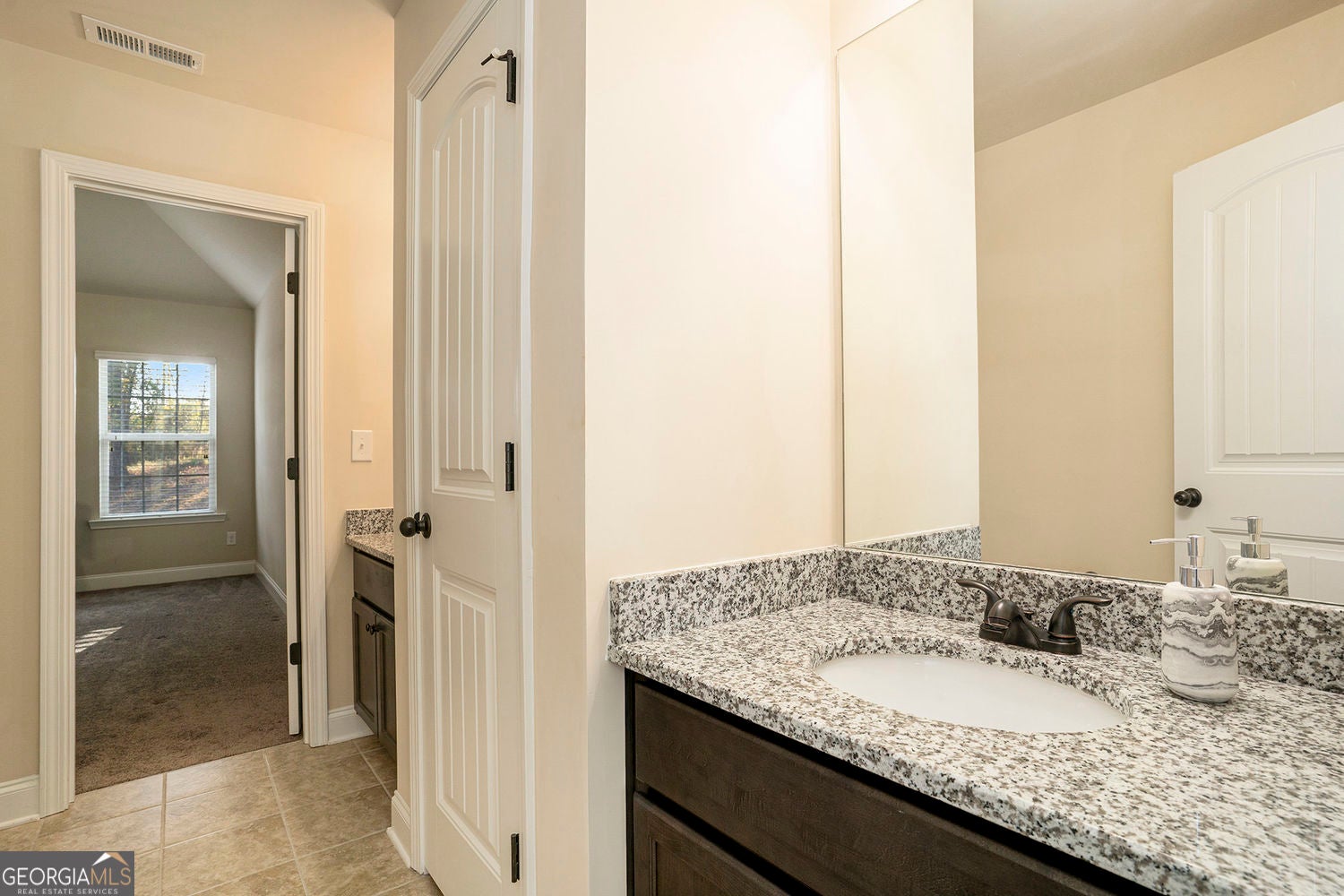 McDonough, Georgia, 30252, United States, 5 Bedrooms Bedrooms, ,4 BathroomsBathrooms,Residential,For Sale,1997864