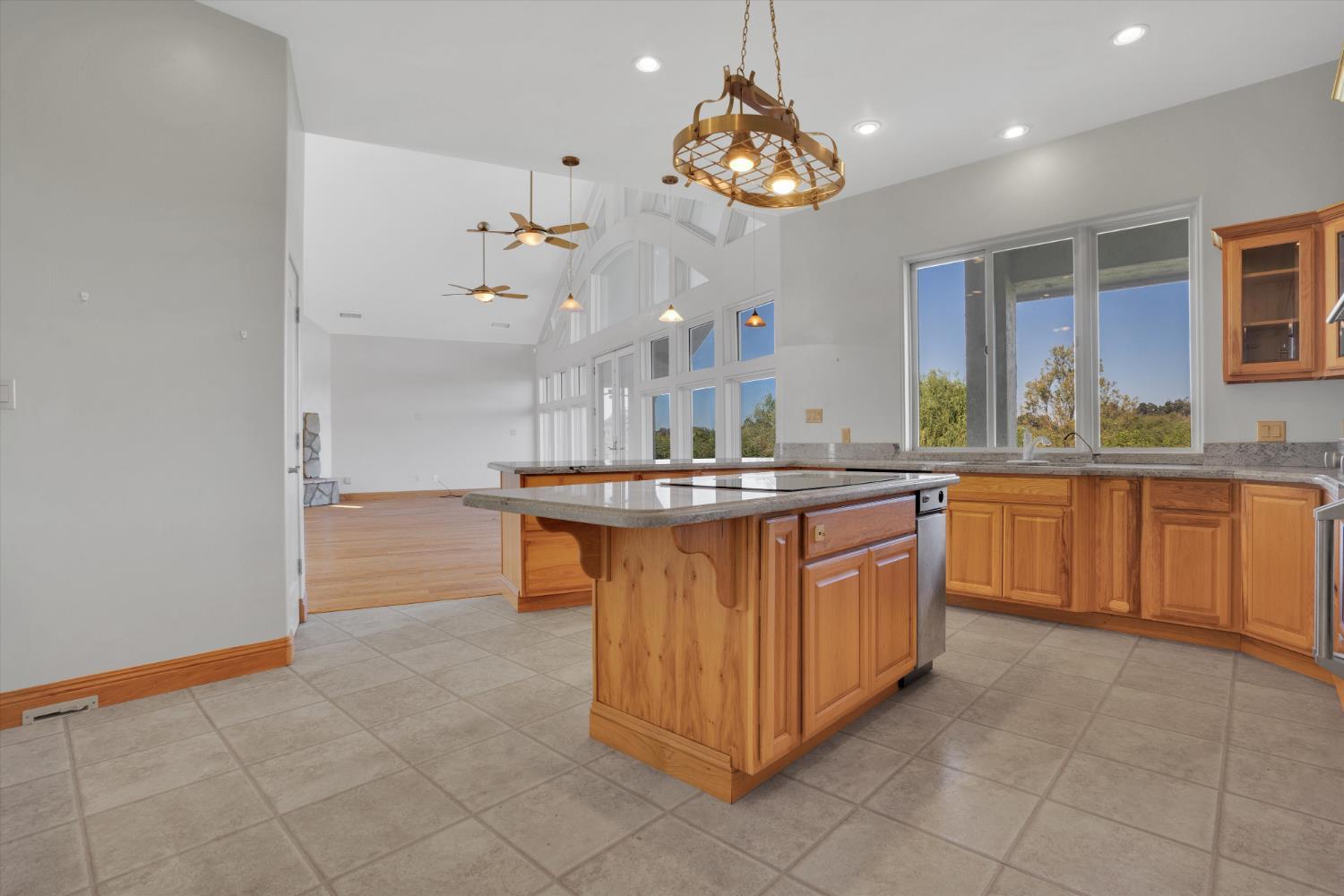 Stevinson, California, 95374, United States, 4 Bedrooms Bedrooms, ,3 BathroomsBathrooms,Residential,For Sale,2000043