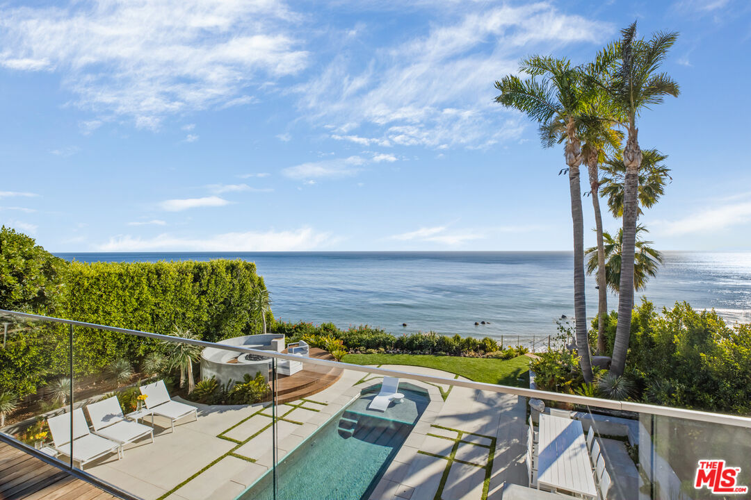 Malibu, California, 90265, United States, 3 Bedrooms Bedrooms, ,4 BathroomsBathrooms,Residential,For Sale,1746173