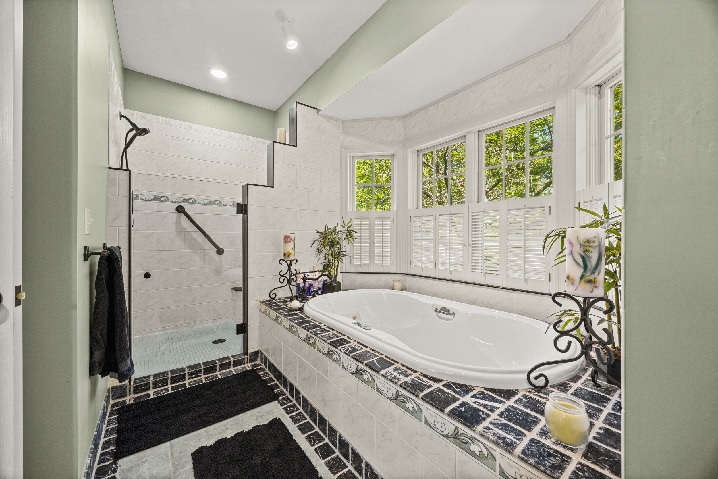 Milo, New York, 14527, United States, 5 Bedrooms Bedrooms, ,5 BathroomsBathrooms,Residential,For Sale,1909439