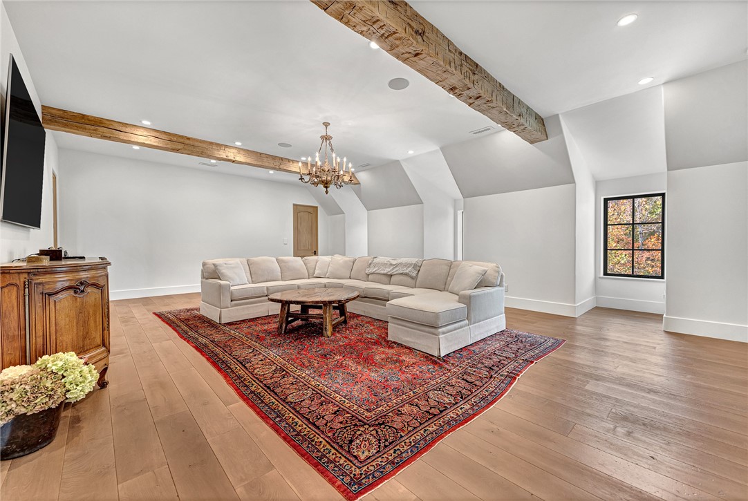 Fayetteville, Arkansas, 72704, United States, 4 Bedrooms Bedrooms, ,5 BathroomsBathrooms,Residential,For Sale,1993299