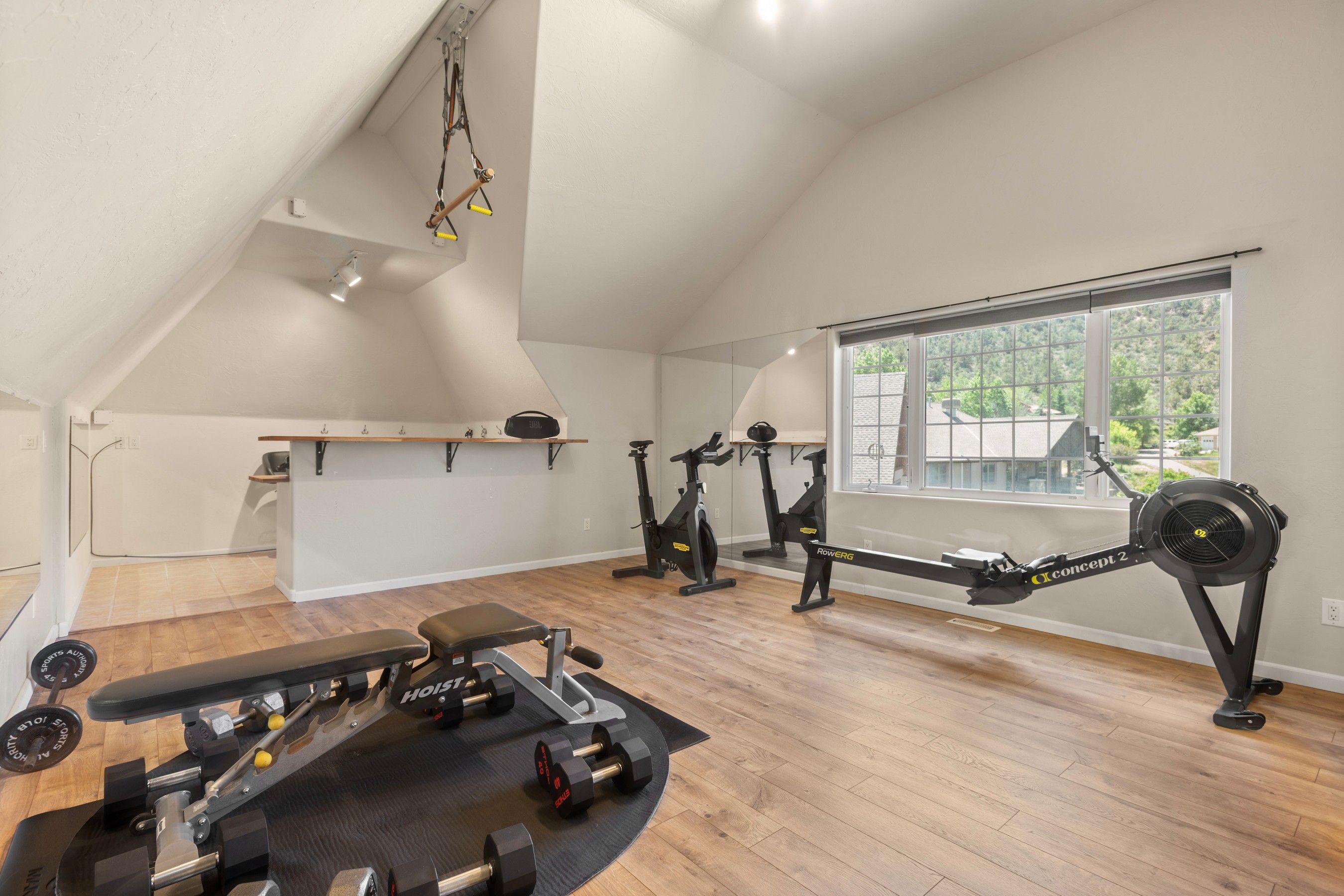  Move-In Ready Mountain Living - 物件實景