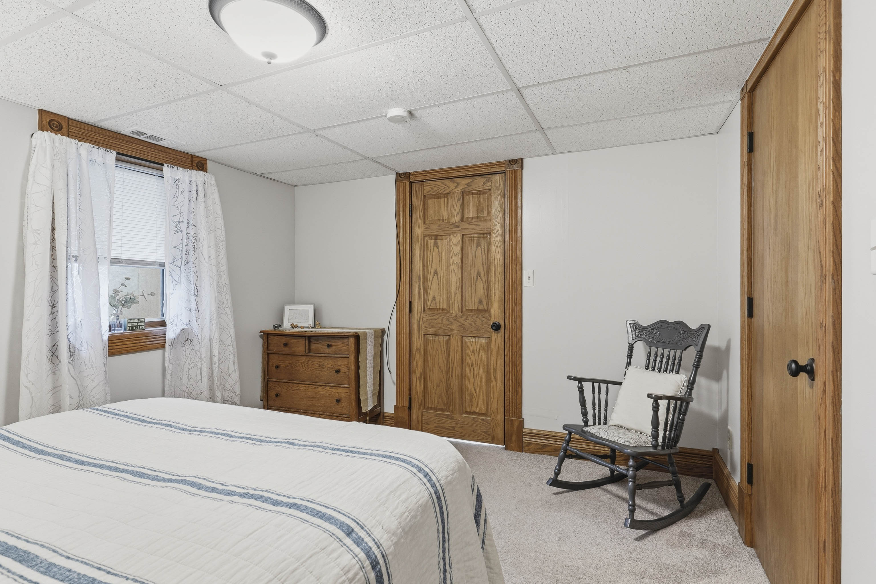 Manhattan, Kansas, 66503, United States, 4 Bedrooms Bedrooms, ,4 BathroomsBathrooms,Residential,For Sale,1985204