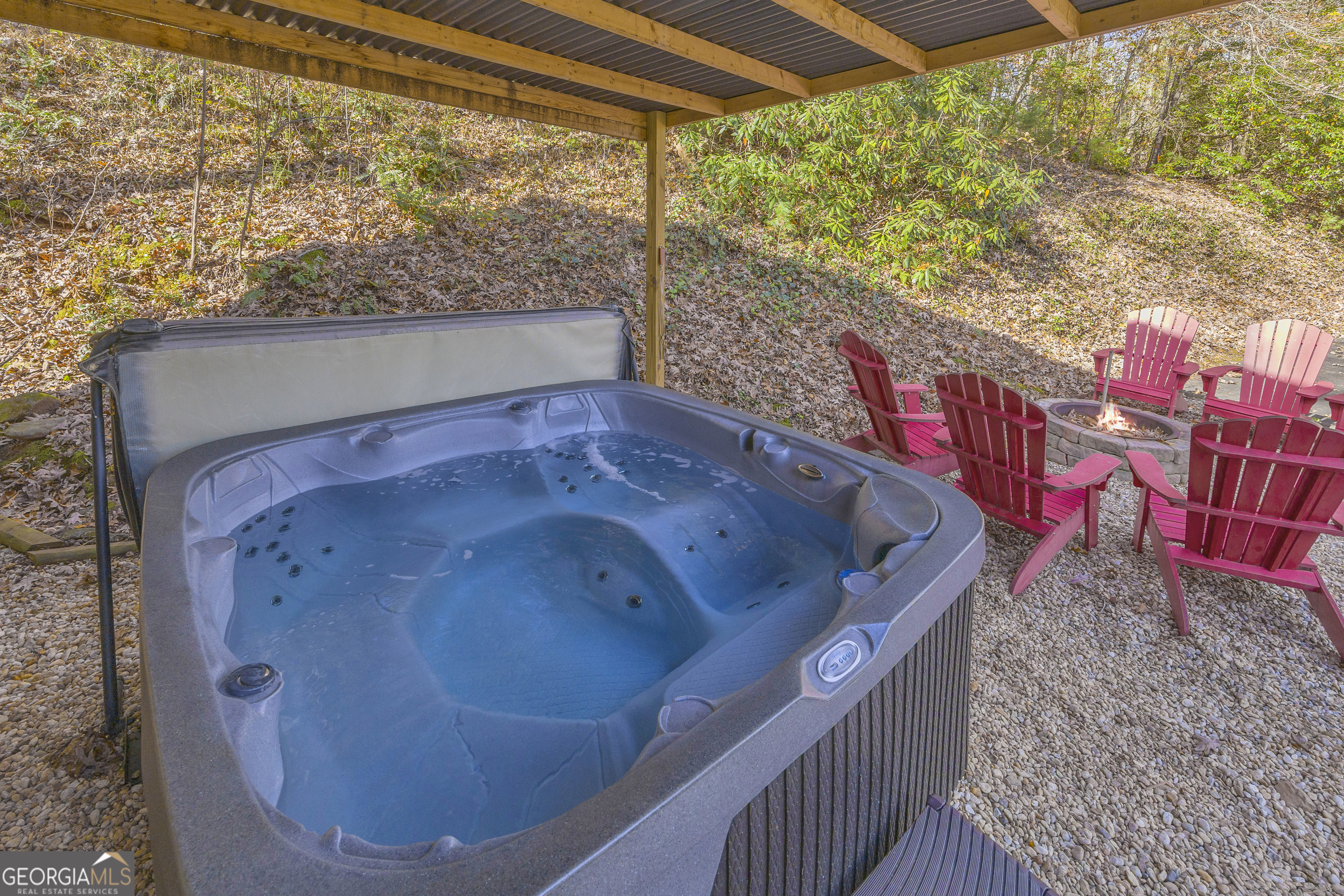 Helen, Georgia, 30545, United States, 3 Bedrooms Bedrooms, ,2 BathroomsBathrooms,Residential,For Sale,1993891