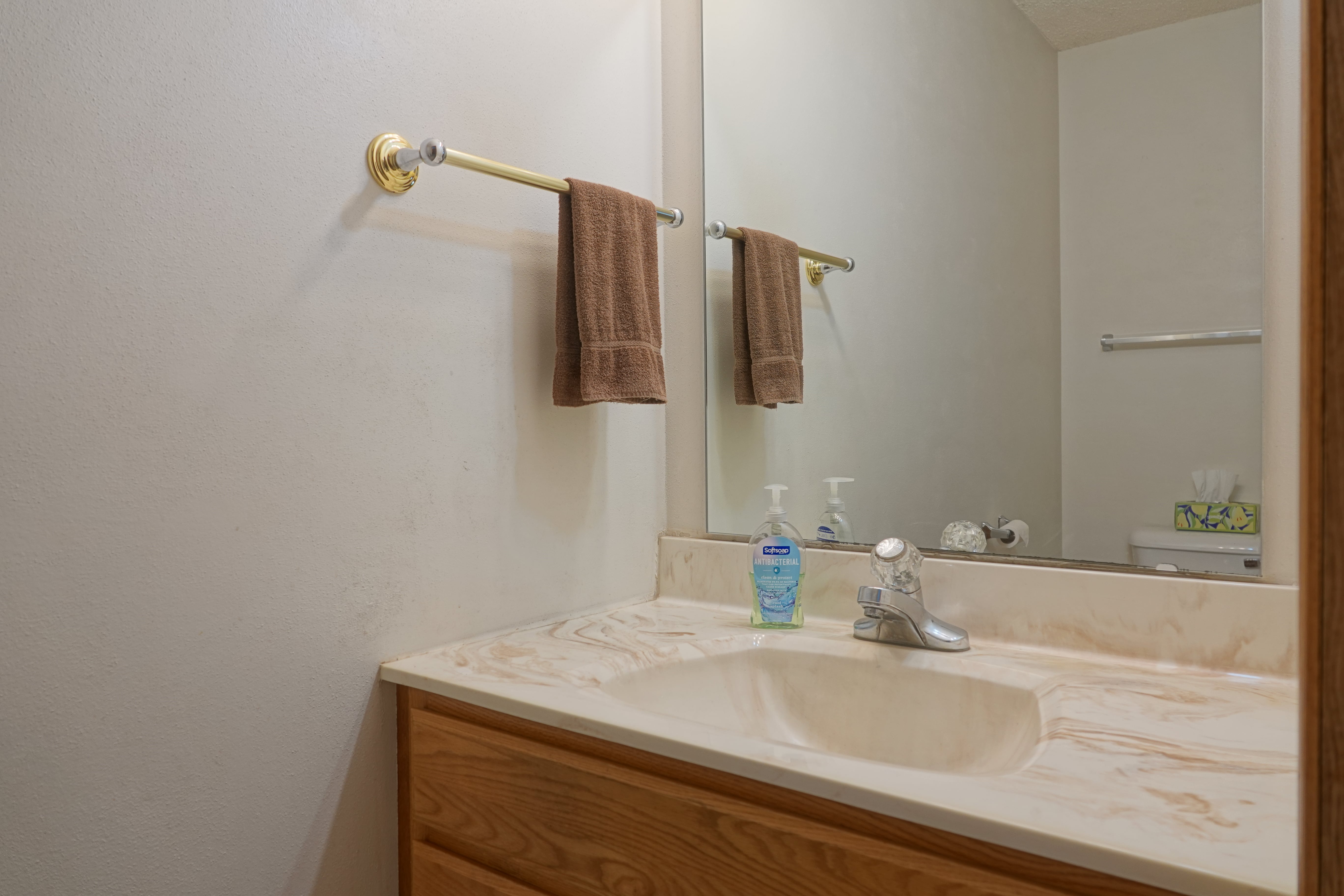 Abbotsford, Wisconsin, 54405, United States, 4 Bedrooms Bedrooms, ,4 BathroomsBathrooms,Residential,For Sale,1977625