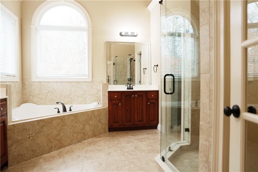 Conyers, Georgia, 30094, United States, 6 Bedrooms Bedrooms, ,5 BathroomsBathrooms,Residential,For Sale,2038974