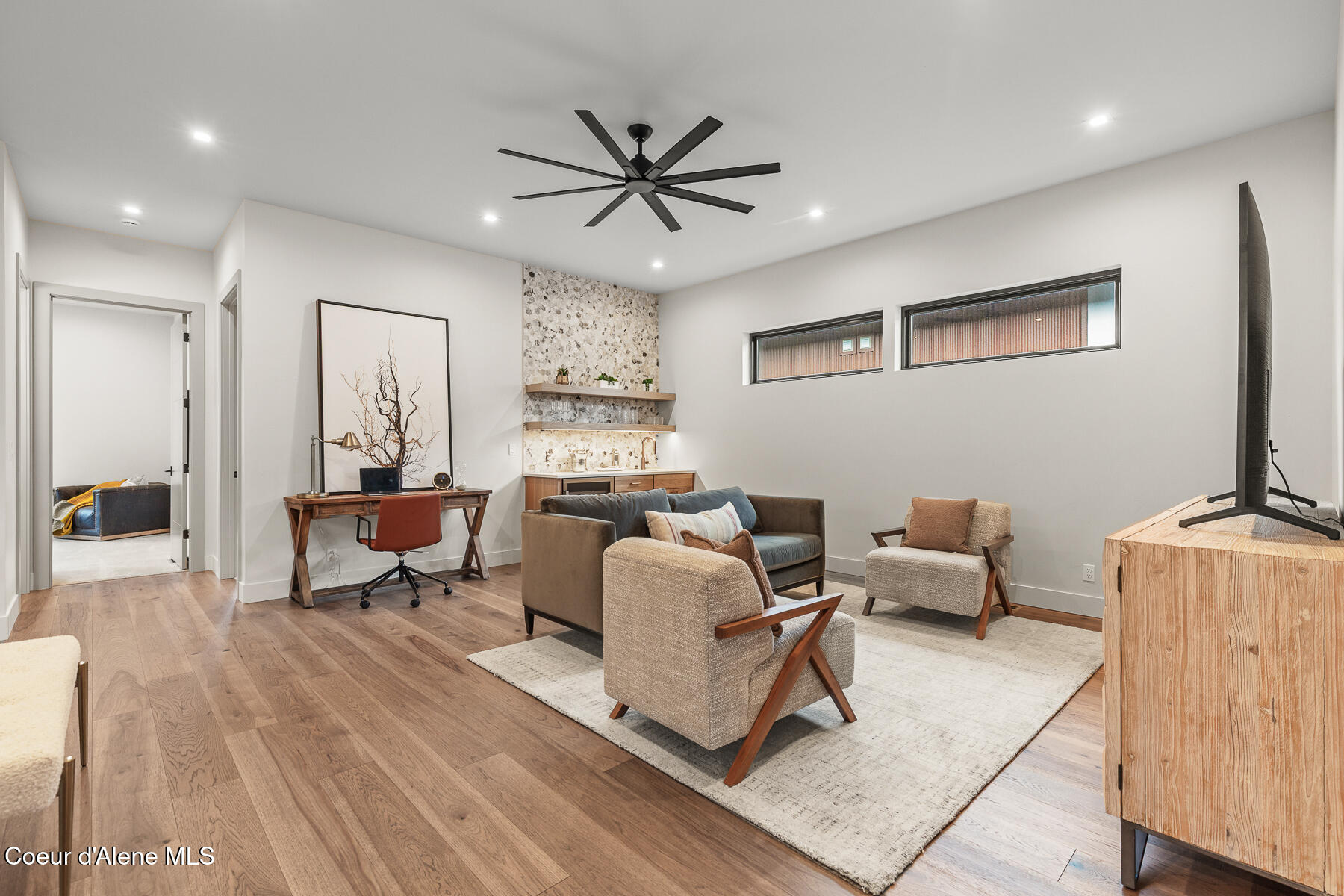 Coeur d'Alene, Idaho, 83814, United States, 3 Bedrooms Bedrooms, ,4 BathroomsBathrooms,Residential,For Sale,2048490