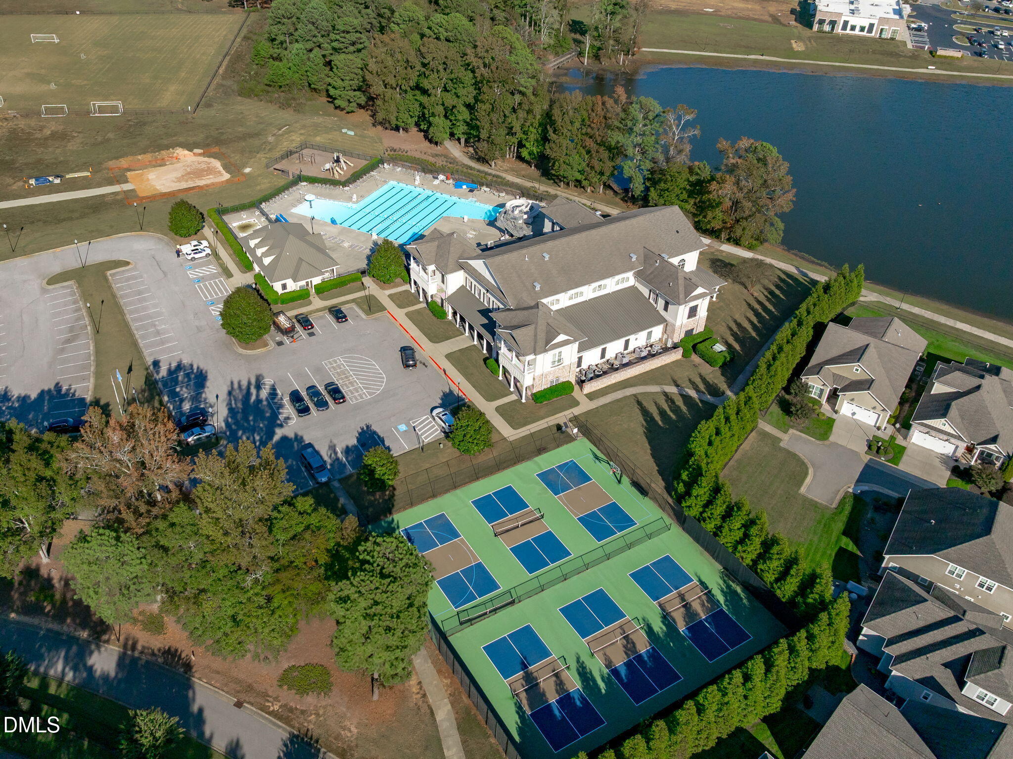 Clayton, North Carolina, 27527, United States, 5 Bedrooms Bedrooms, ,4 BathroomsBathrooms,Residential,For Sale,1969461