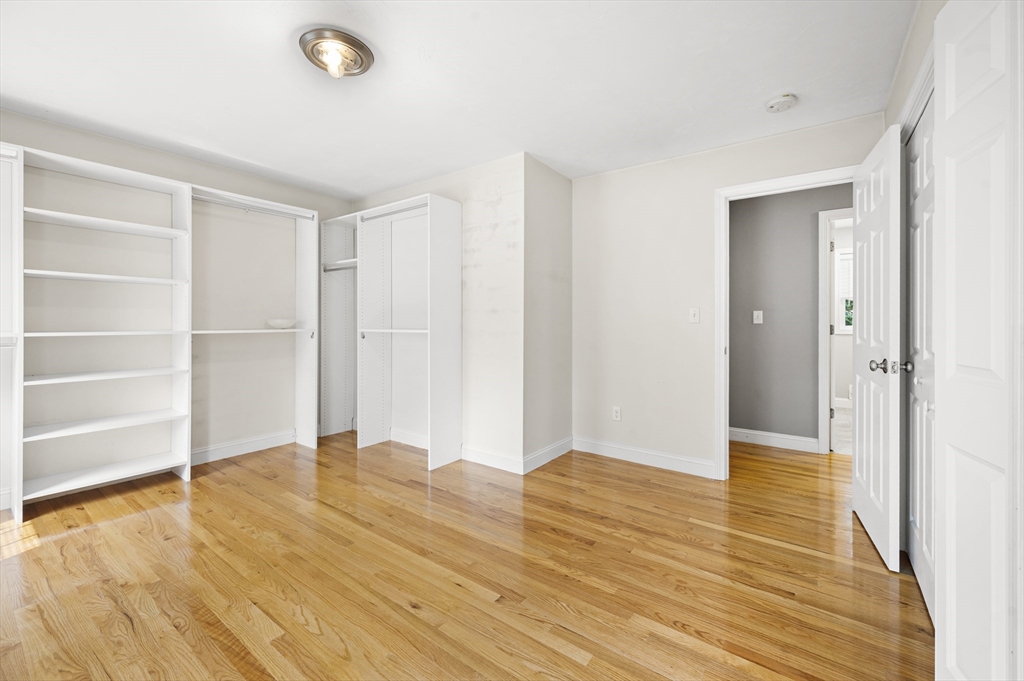 Brockton, Massachusetts, 02302, United States, 3 Bedrooms Bedrooms, ,3 BathroomsBathrooms,Residential,For Sale,1918560