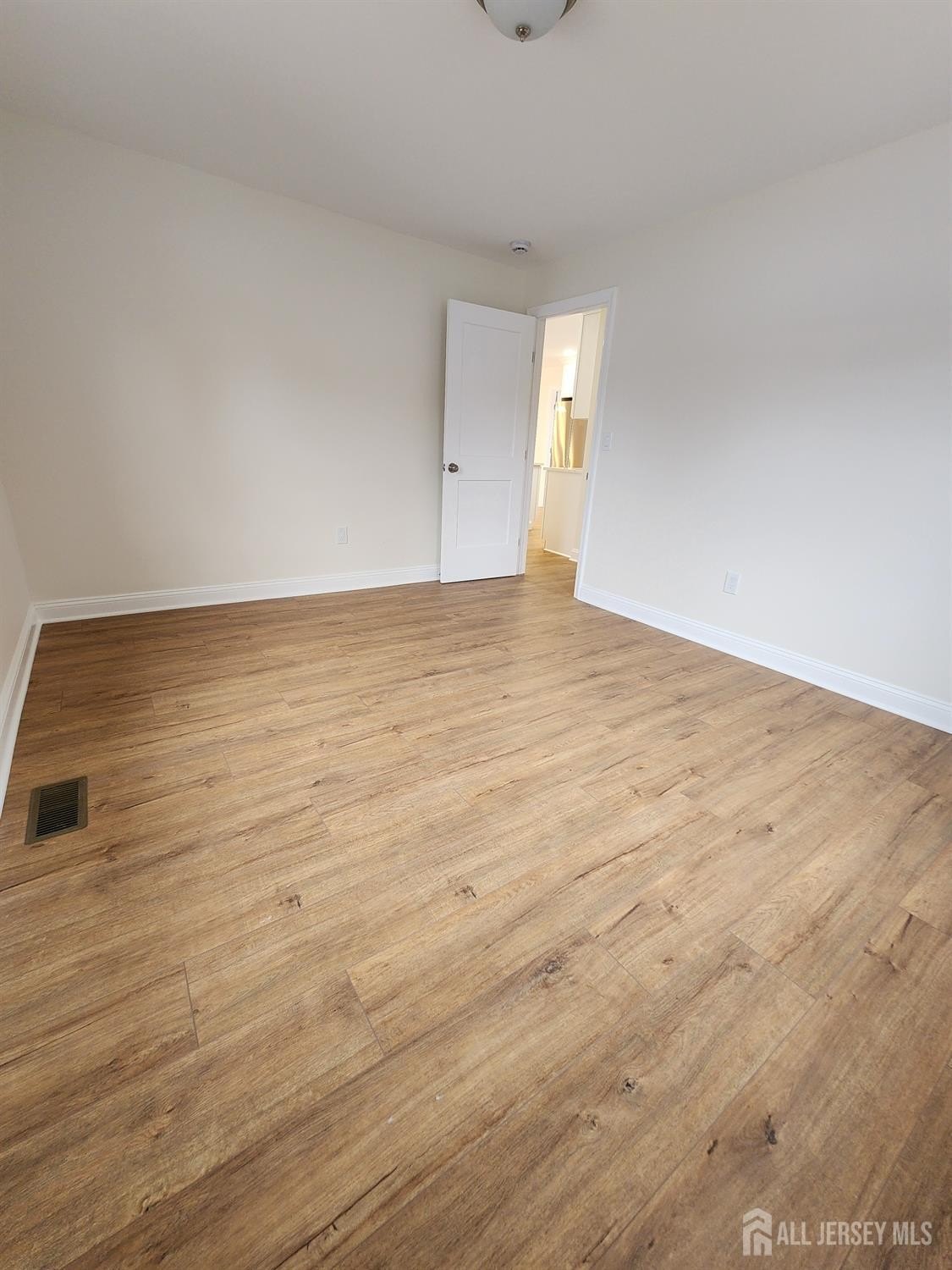 Sayreville, New Jersey, 08879, United States, 4 Bedrooms Bedrooms, ,2 BathroomsBathrooms,Residential,For Sale,2005384