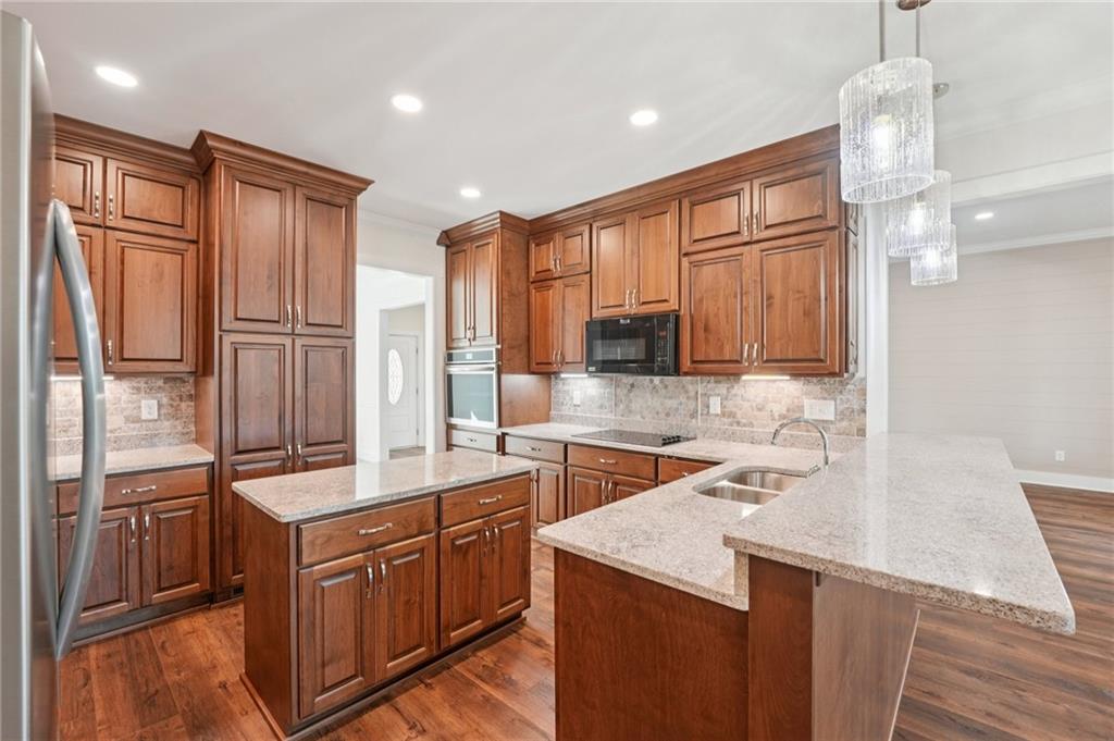 Canton, Georgia, 30114, United States, 4 Bedrooms Bedrooms, ,3 BathroomsBathrooms,Residential,For Sale,2026875