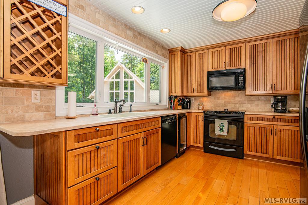 Littleton, North Carolina, 27850, United States, 3 Bedrooms Bedrooms, ,4 BathroomsBathrooms,Residential,For Sale,1836681
