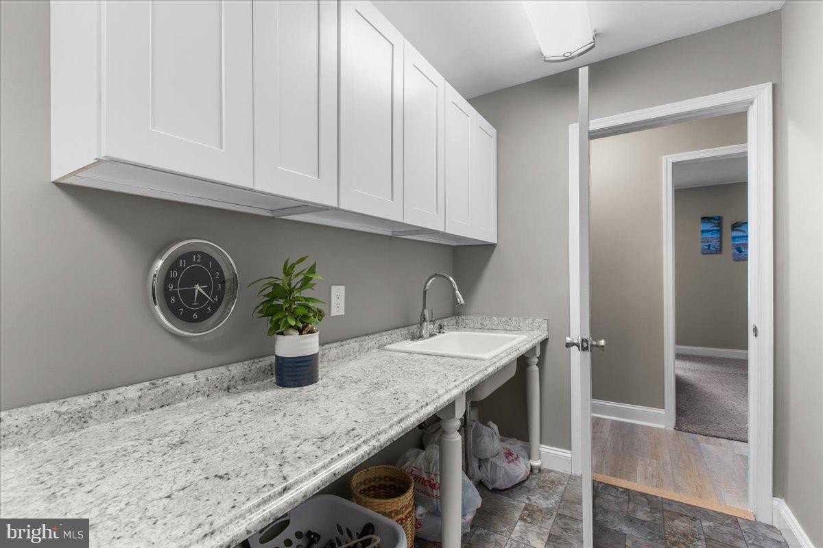 PASADENA, Maryland, 21122, United States, 4 Bedrooms Bedrooms, ,4 BathroomsBathrooms,Residential,For Sale,1979207