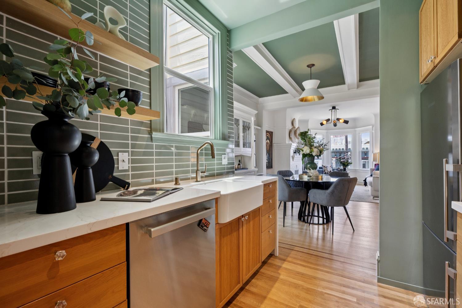 San Francisco, California, 94109, United States, 1 Bedroom Bedrooms, ,1 BathroomBathrooms,Residential,For Sale,1941812