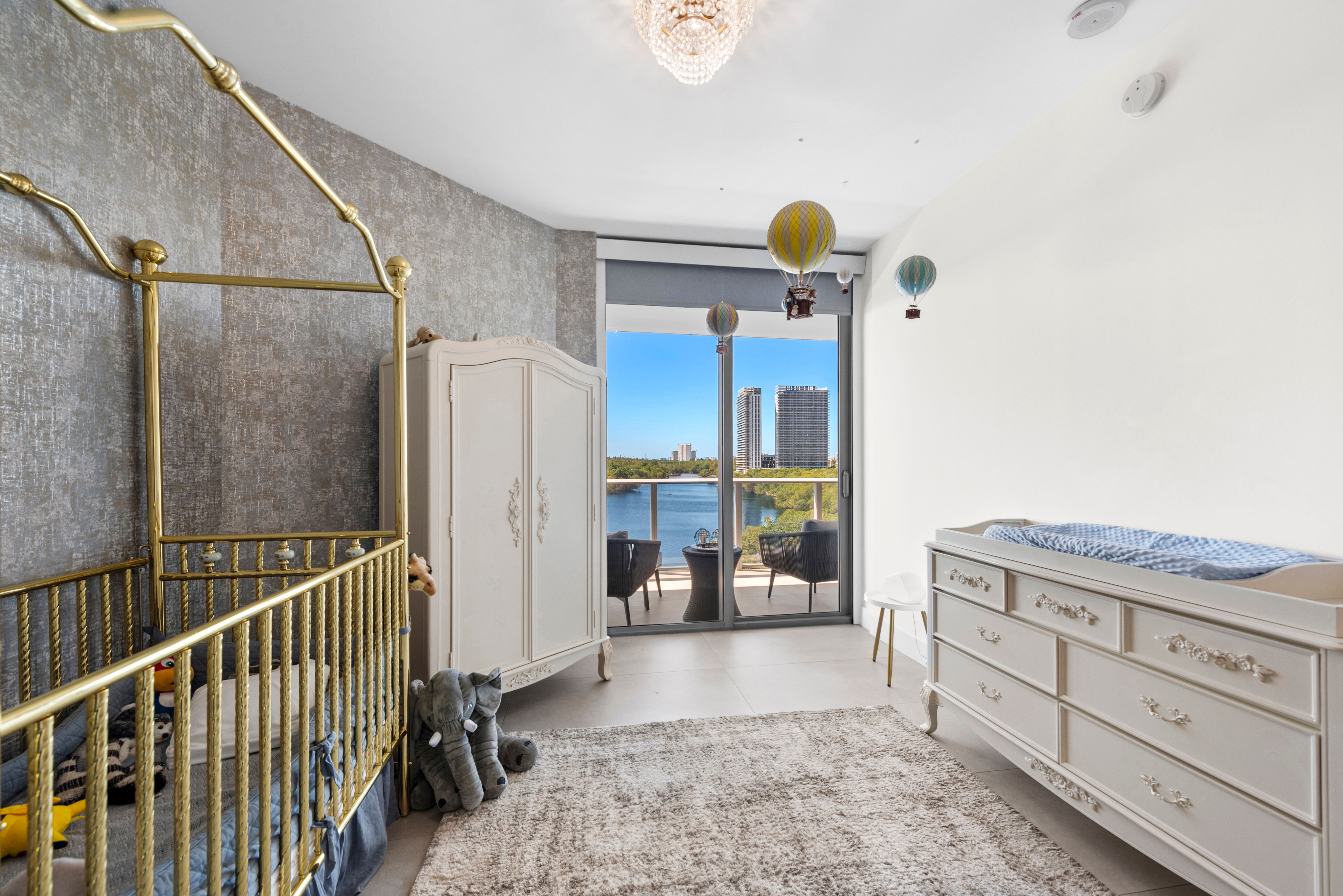  17111 Biscayne Blvd, North Miami Beach, FL, 33160 - 物件實景