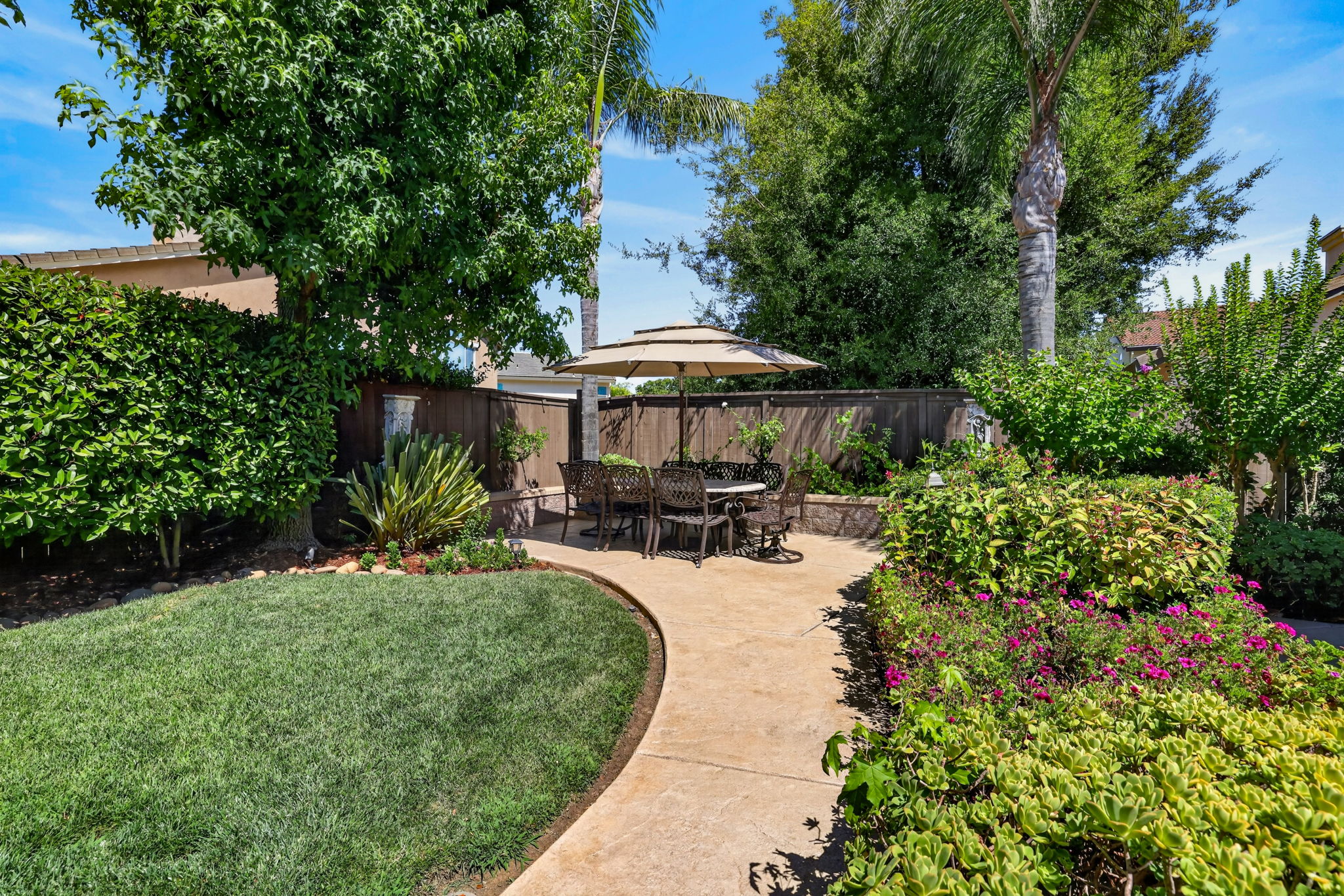  3729 Lake Terrace Drive, Elk Grove, CA 95758 - 物件實景