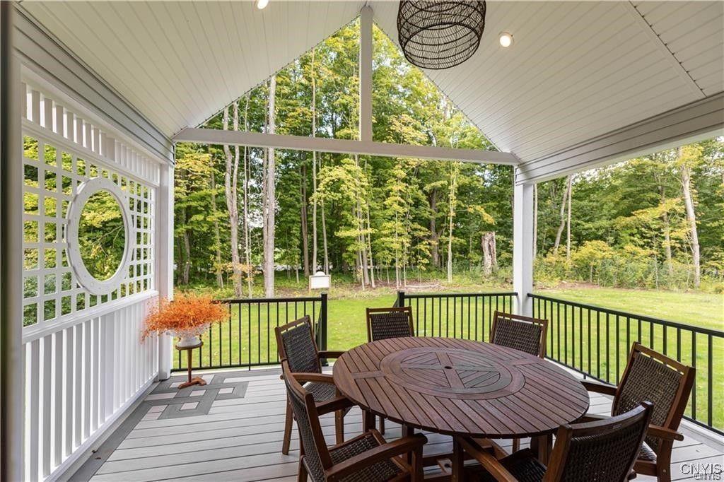 Syracuse, New York, 13215, United States, 3 Bedrooms Bedrooms, ,3 BathroomsBathrooms,Residential,For Sale,1846981