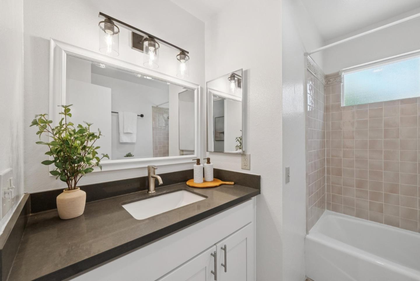 San Jose, California, 95136, United States, 3 Bedrooms Bedrooms, ,2 BathroomsBathrooms,Residential,For Sale,1917269
