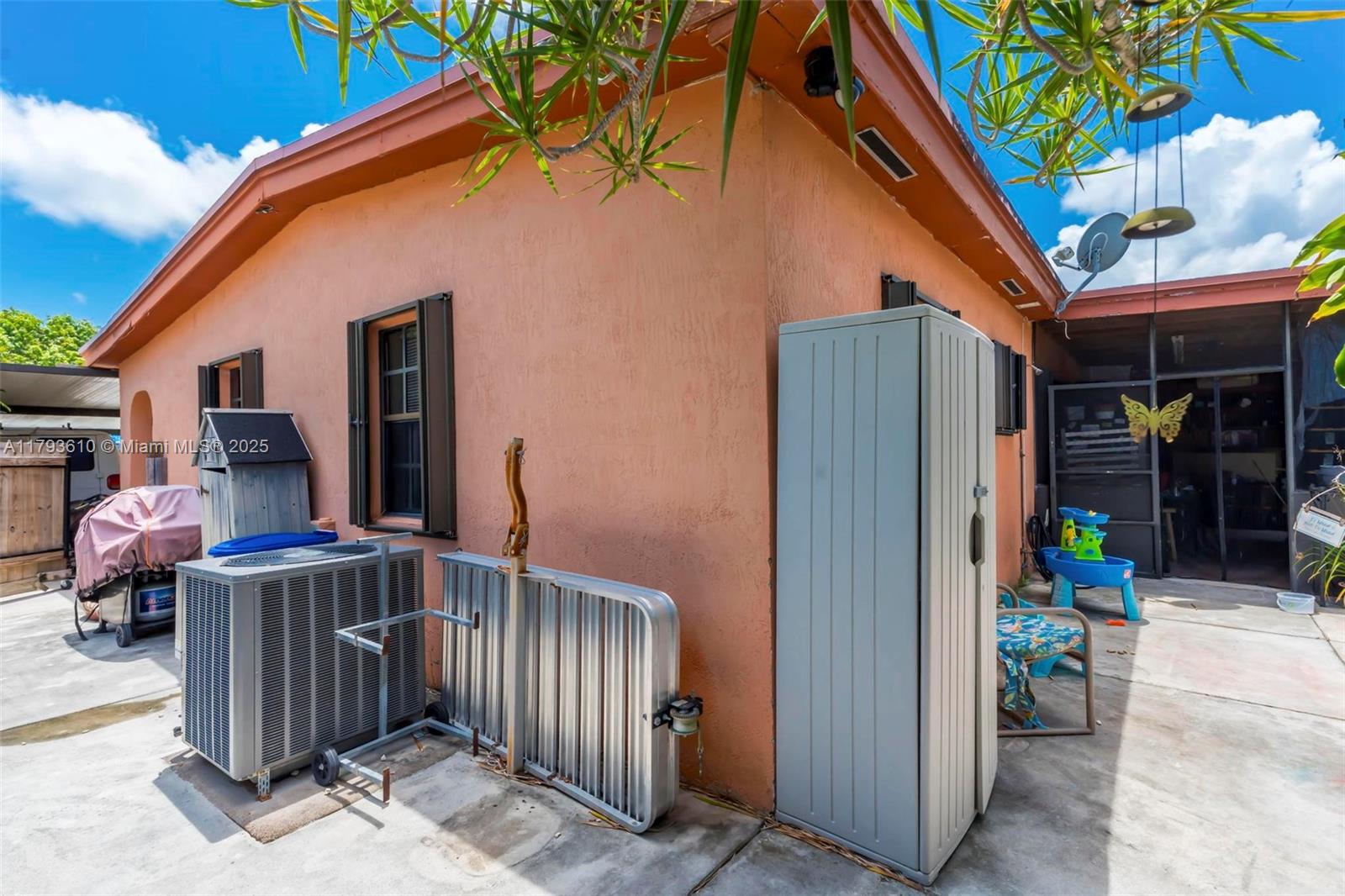 Cutler Bay, Florida, 33189, United States, 4 Bedrooms Bedrooms, ,3 BathroomsBathrooms,Residential,For Sale,1794675