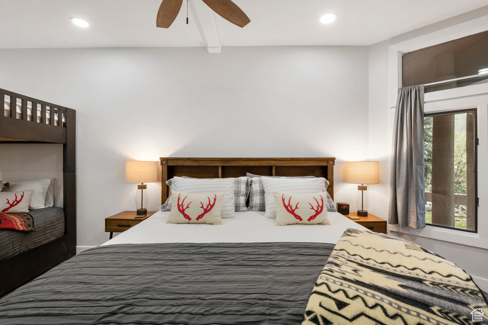 Park City, Utah, 84060, United States, 2 Bedrooms Bedrooms, ,3 BathroomsBathrooms,Residential,For Sale,1900952