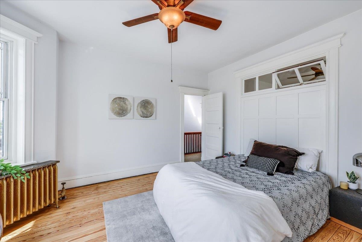 Jersey City, New Jersey, 07307, United States, 5 Bedrooms Bedrooms, ,2 BathroomsBathrooms,Residential,For Sale,1988239