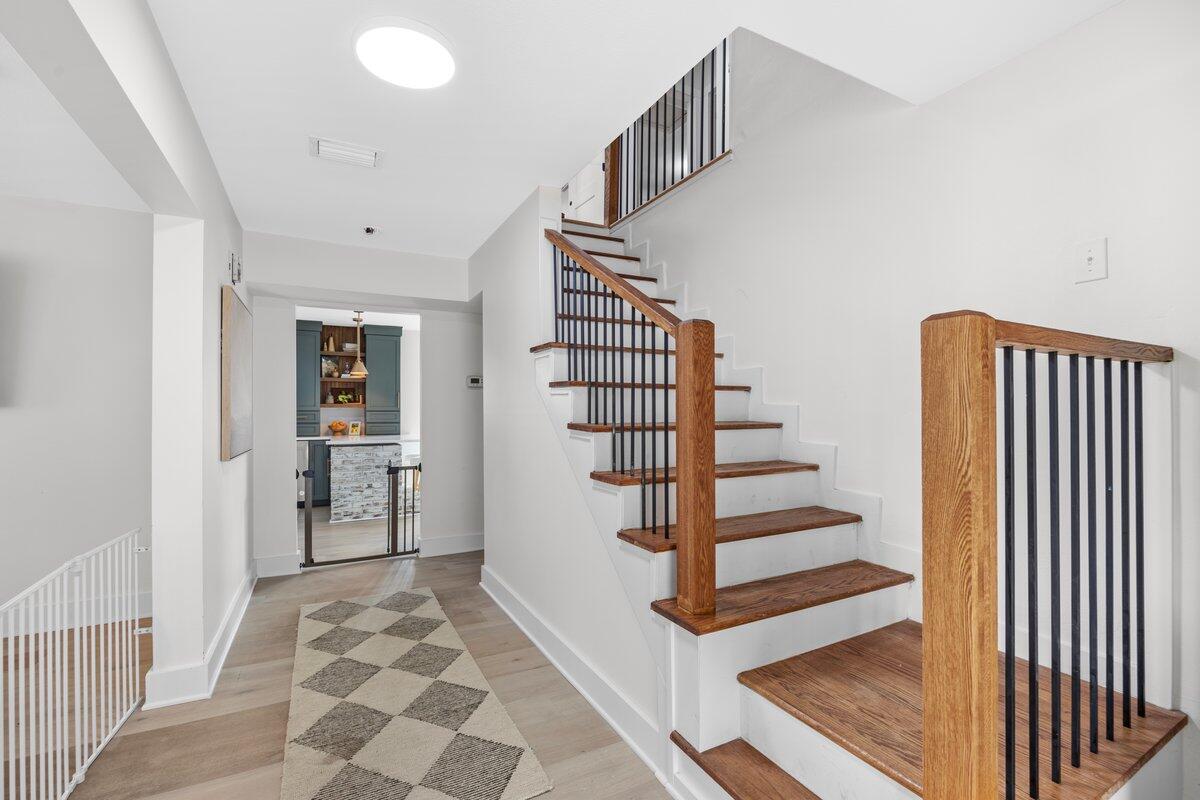 Fort Walton Beach, Florida, 32547, United States, 5 Bedrooms Bedrooms, ,3 BathroomsBathrooms,Residential,For Sale,1877418