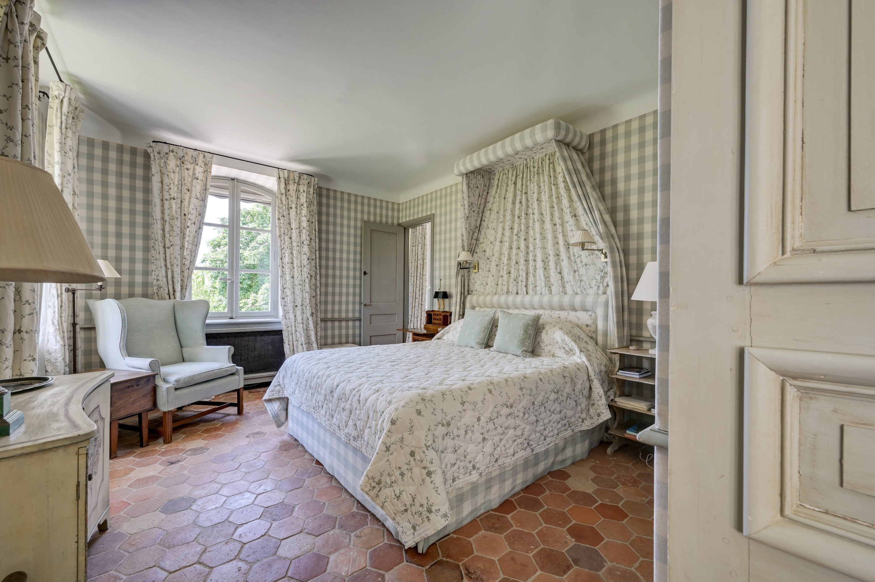  Just Minutes from the Centre of Aix-en-Provence  Exceptional 600 sq.m Bastide … - 物件實景